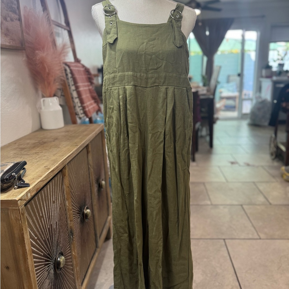 Fashion Nova Olive Green Sleeveless Jumpsuit Small